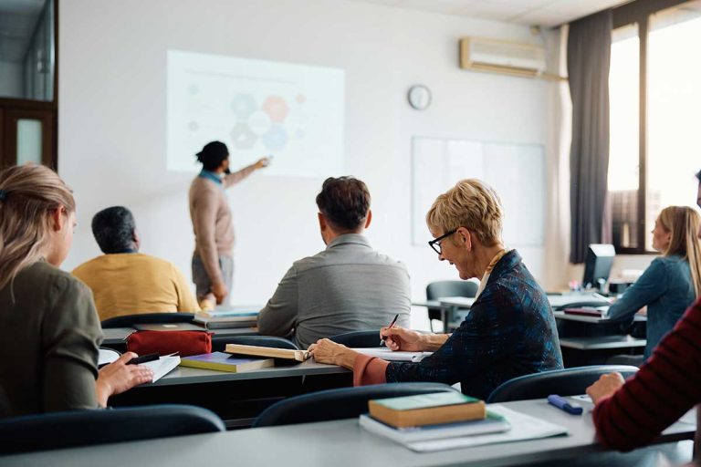 Level 4 Certificate in Education and Training